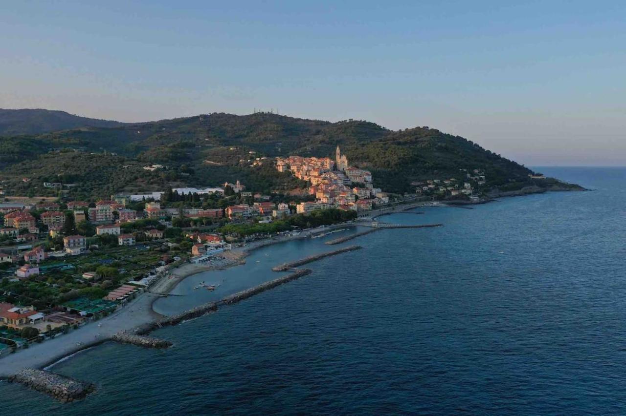 Incanto Sul Mare Con Enorme Terrazza E Piscina Cervo Bagian luar foto